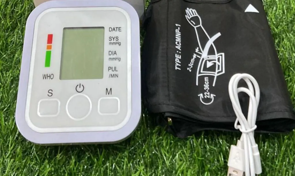 Blood pressure monitor